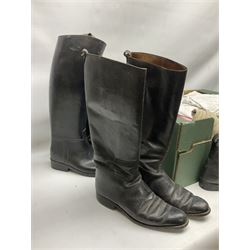 Quantity of horse tack and equipment to include Hauptner electric horse clippers, The Horseman Electric Clippers, bits, bridles, girths, rugs, jodpa boots etc  