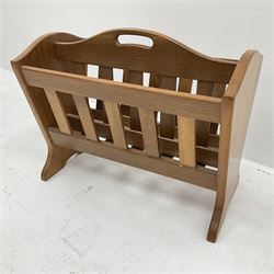 'Acornman' oak two division magazine rack with shaped end supports, by Alan Grainger of Brandsby, York