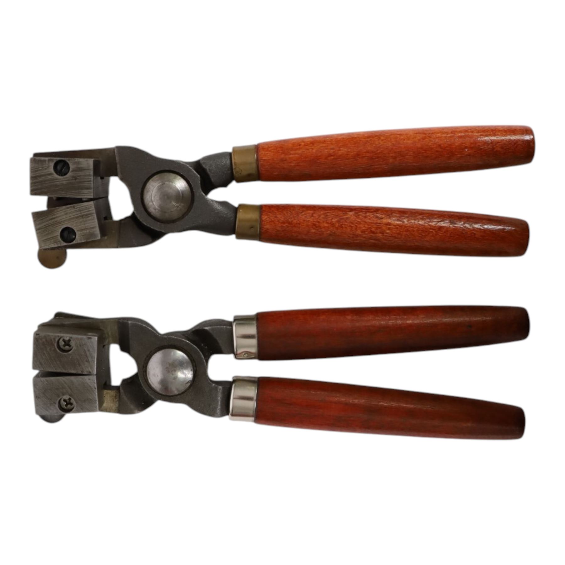Two Lyman bullets; 358212 and 357443, together with Lee 44 cal bullet mold, Nikko Stirling 4 x 32 scope, Browning Field Dressing Tool and buffalo bullet holder  
