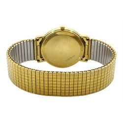 Ingersoll 9ct gold gentleman's quartz wristwatch, Birmingham 2000, on gold-plated expanding bracelet