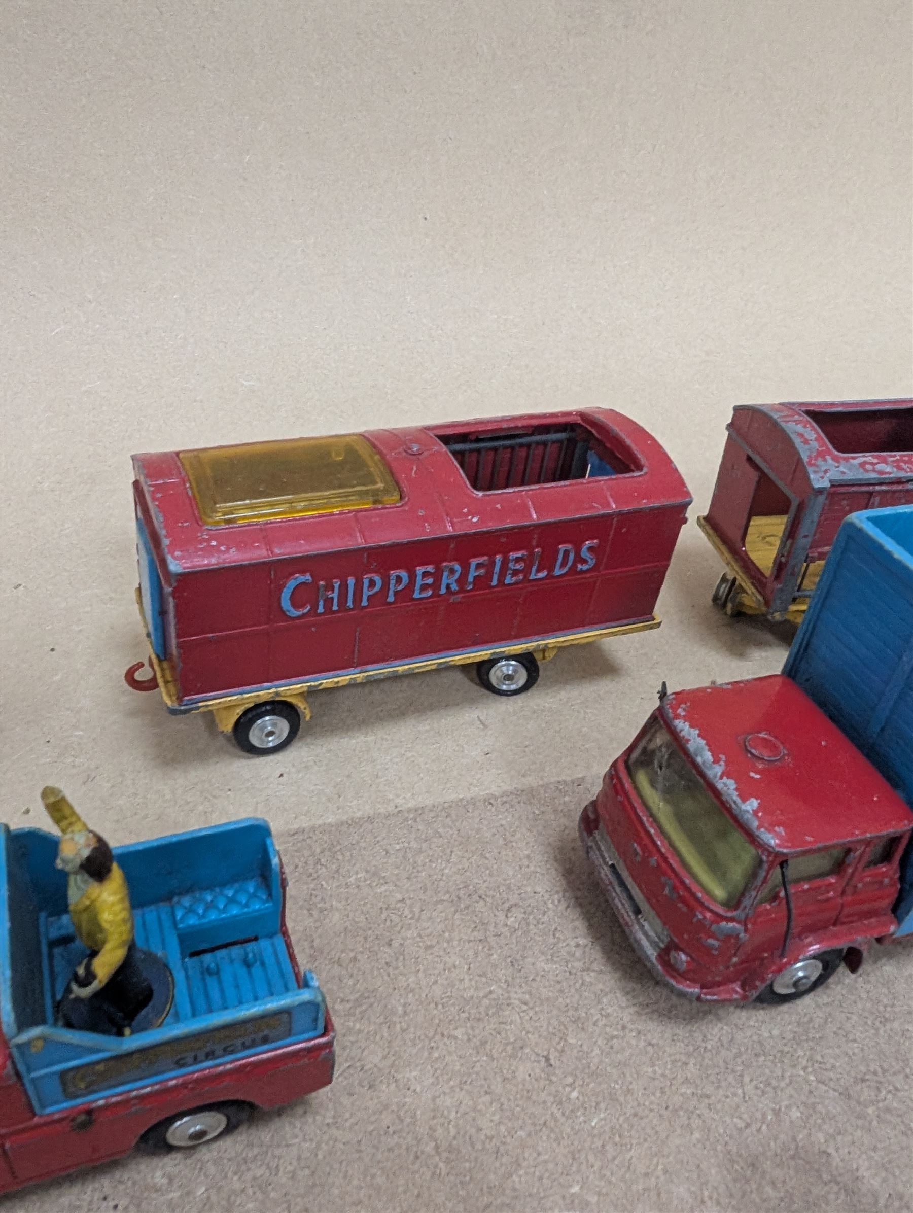 Corgi Major Toys diecast Chipperfields Circus vehicles and similar, comprising International 6x6 Truck, four Circus Animal Cages, Land Rover 109 WB, three Bedford Tractor Units and a Farm Trailer
