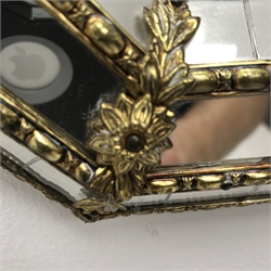 Small octagonal wall mirror with gilt detailing, W41cm, H41cm