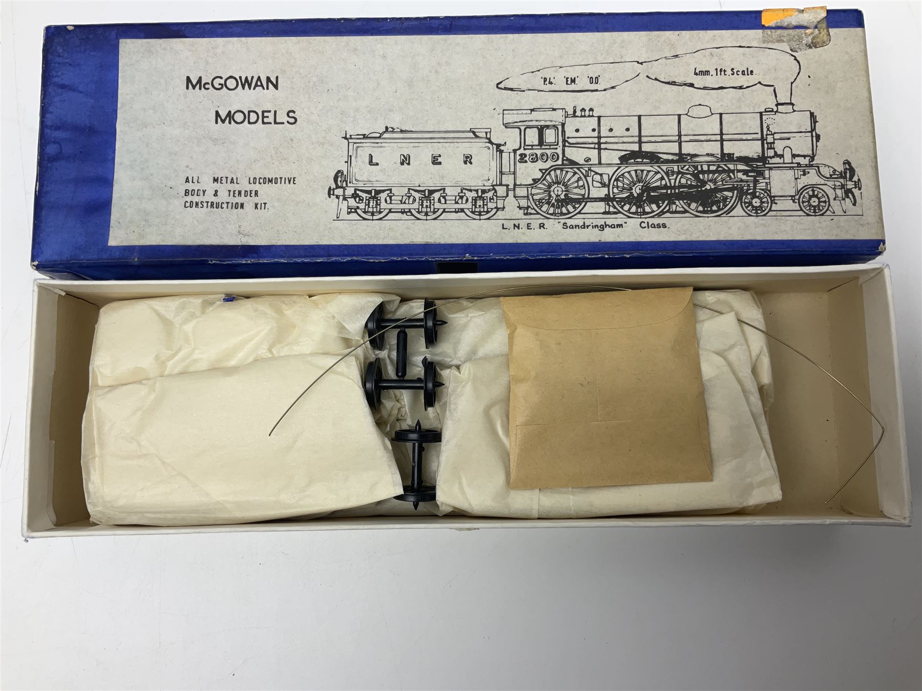 '00' gauge - two McGowan Models metal construction kits - D49 Hunt or Shire Class 4-4-0 locomotive and B17/1 Sandringham Class 2-6-0 locomotive; both boxed with instructions