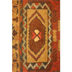  Baluchi prayer rug, 122cm x 82cm  