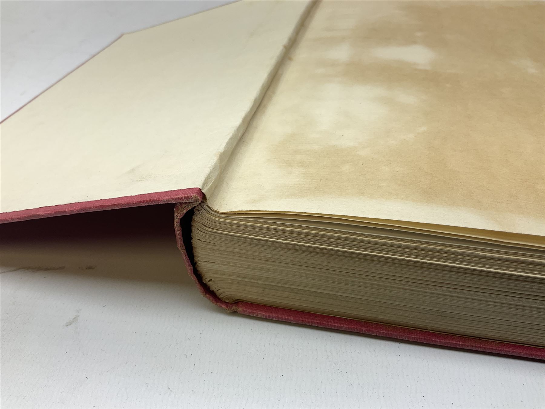 Magnus Laurie: The West Riding Territorials in the Great War. 1920: German Haus Neuerburg cigarette card album entitled Der Bunte Rock depicting 19th century military uniforms; French Chocolat Aiglon trade card album including some military costumes; and a cigarette card album, some of military interest (4)