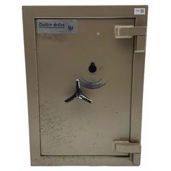 Dudley Safes cast iron safe - no keys