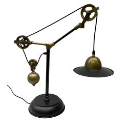 Adjustable pulley black and brushed bronzed industrial table lamp