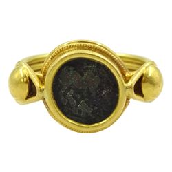 21ct gold carved stone set Egyptian ring, stamped