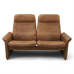 De Sede - mid-20th Century DS-50 two seat sofa, upholstered in tan leather 
