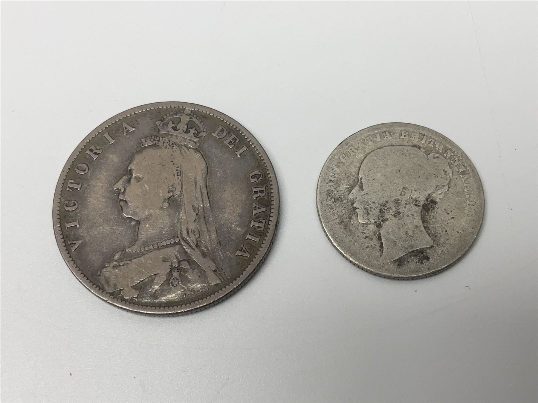 Great British and World coins, including Queen Victoria 1889 halfcrown, pre-decimal pennies, threepences, sixpences and other denominations, commemorative crowns etc