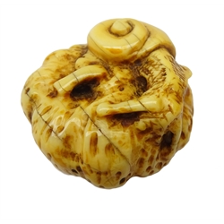  Japanese Meiji ivory Netsuke carved as a Snail on a Pumpkin, D3.5cm Provenance: private collection   