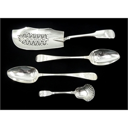 George IV silver fish server, Fiddle pattern by George Turner, Exeter 1825, silver caddy spoon by Sarah & John William Blake, London 1816 and two George III silver spoons by George Gray and Peter & Ann Bateman, approx 8.6oz