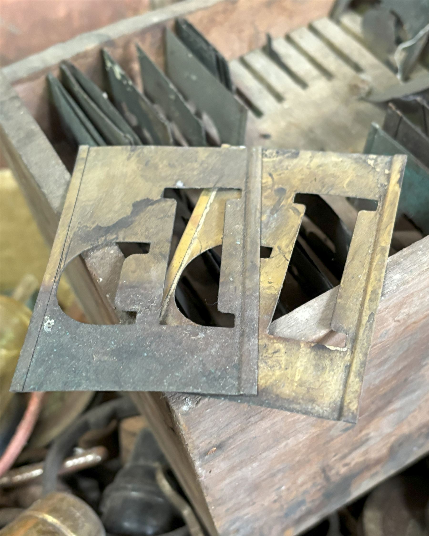 Collection of vintage lab equipment, stencils and test tubes etc, together with a quantity of chain, brass plumb bobs, etc.  - COLLECTION BY APPOINTMENT FROM: The White House, Thirsk Road, Easingwold, York, YO61 3NF - CALL 01723 507111 TO ARRANGE