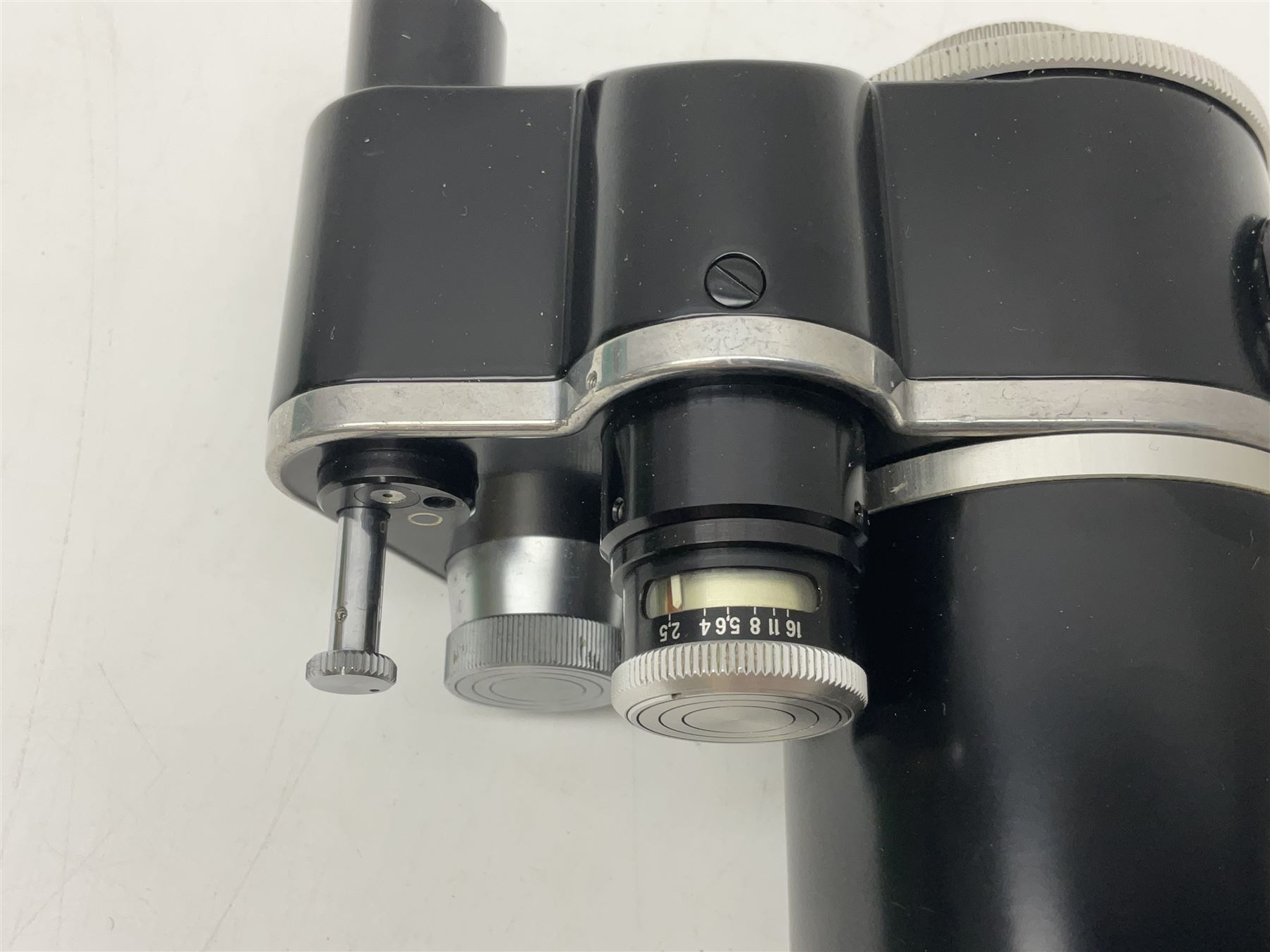 Kern Paillard Vario Switar OE 1:2.5 f=18/86mm' lens, serial no. 1108068 in wooden case  