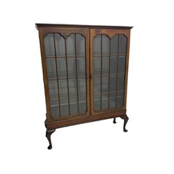 Early 20th century inlaid mahogany display cabinet, enclosed by two astragal glazed doors, three adjustable shelves, cabriole legs