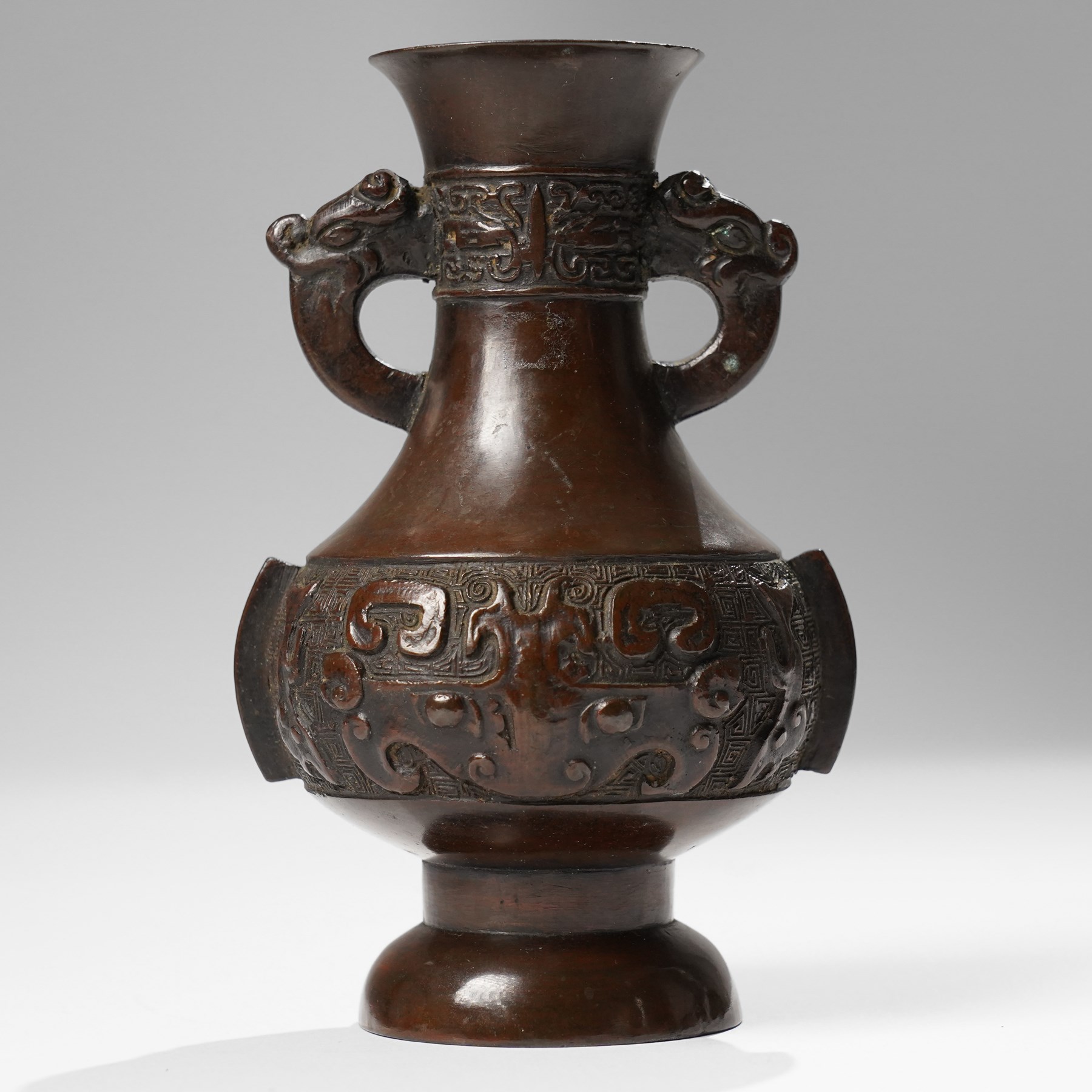Chinese bronze archaistic vase, H15cm 