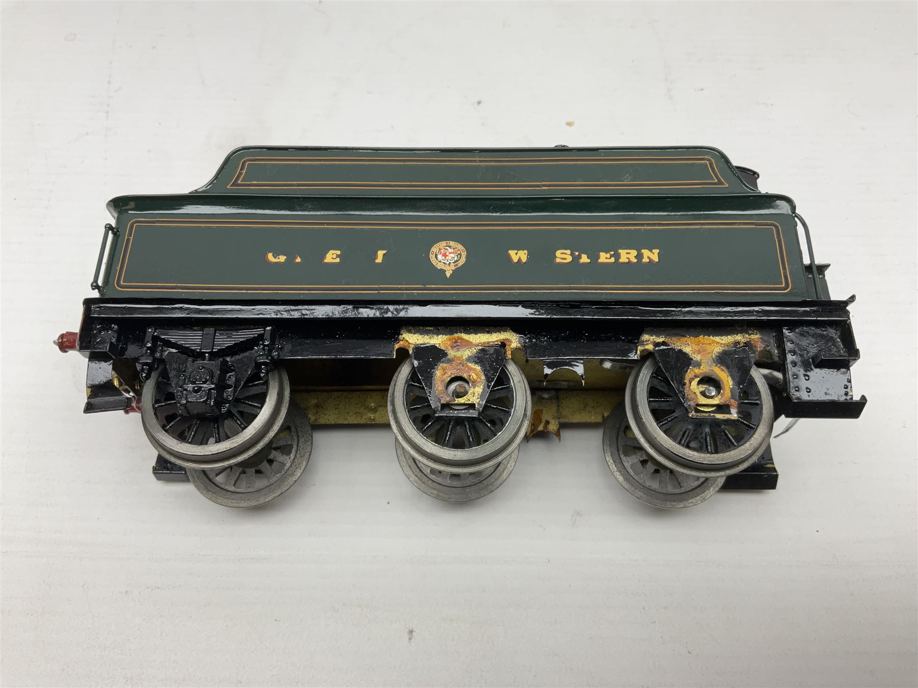 Oakville Kits '0' gauge - constructed and painted Great Western Star Class 4-6-0 locomotive 'Knight of the Golden Fleece' No.4016 and tender; in original kit box with paperwork