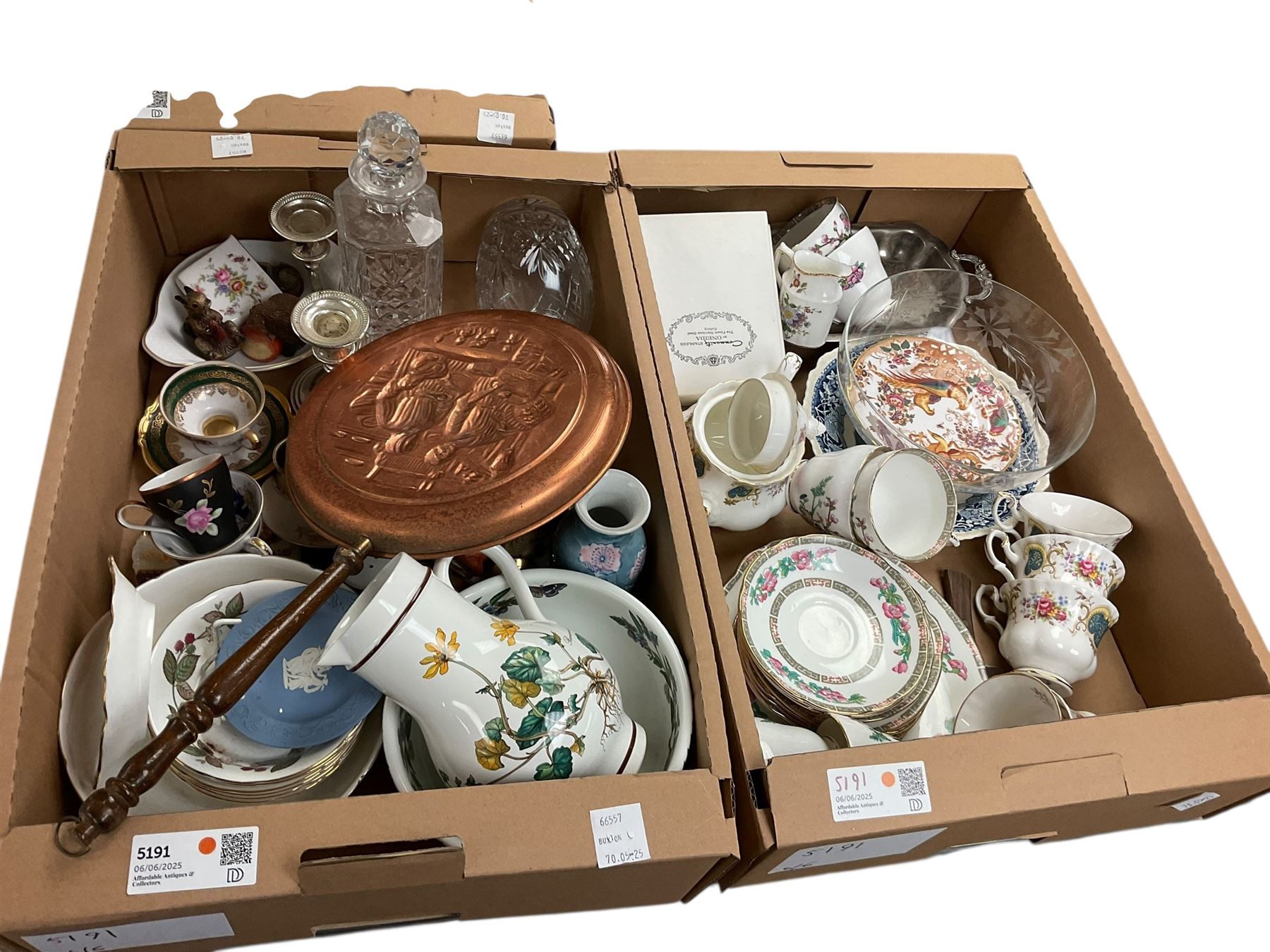 Carlton ware leaf dish, together with Royal Crown Derby trinket dish and other collectables, in four boxes 