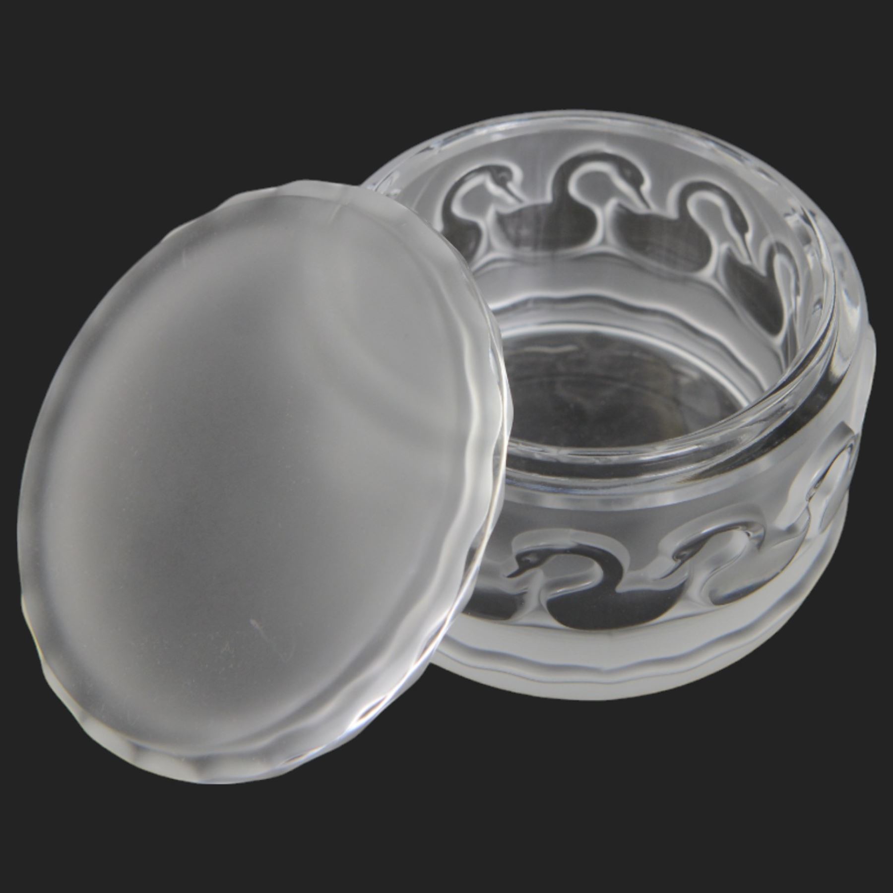 Lalique circular powder bowl and cover, decorated with swans, signed to base, D11cm 