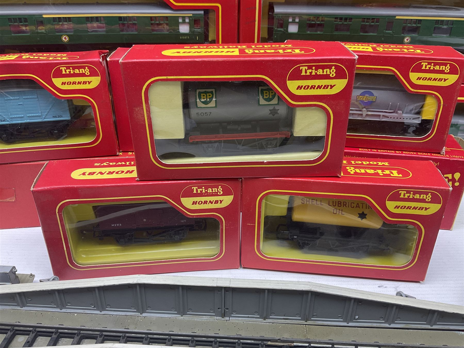 Tri-ang/Hornby '00' gauge - Princess Class 4-6-2 locomotive 'Princess Elizabeth' No.46201 with tender; Battle Space Turbo Car, boxed; four passenger coaches, buffet car, track cleaning car and eight wagons, all boxed; and various other accessories