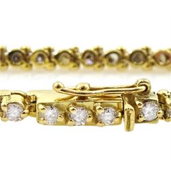 18ct gold round brilliant cut diamond bracelet, stamped, total diamond weight approx 2.00 carat