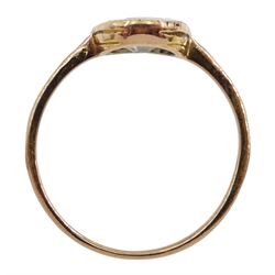Early 20th century rose gold single stone unusual oval cut diamond ring, diamond approx 10mm x 7.6mm x depth 3mm (approx 1.10 carat)