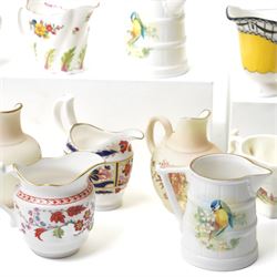 Set of twelve Worcester Historical Jug Collection together with additional Rail and Chain, Blush Ivory and Kingfisher Barrel  pattern jugs, boxed (15)