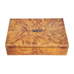 Regency blond tortoiseshell veneered box, the hinged lid with inlaid white metal and central cartouche, H7cm, L26cm