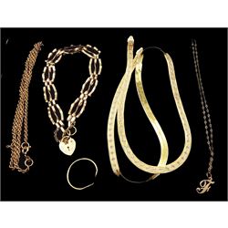 Collection of 9ct gold jewellery including three bar gate bracelet with heart padlock clasp, two tone star design herringbone link necklace, initial pendant, star link bracelet, wisbone ring and a rope twist chain