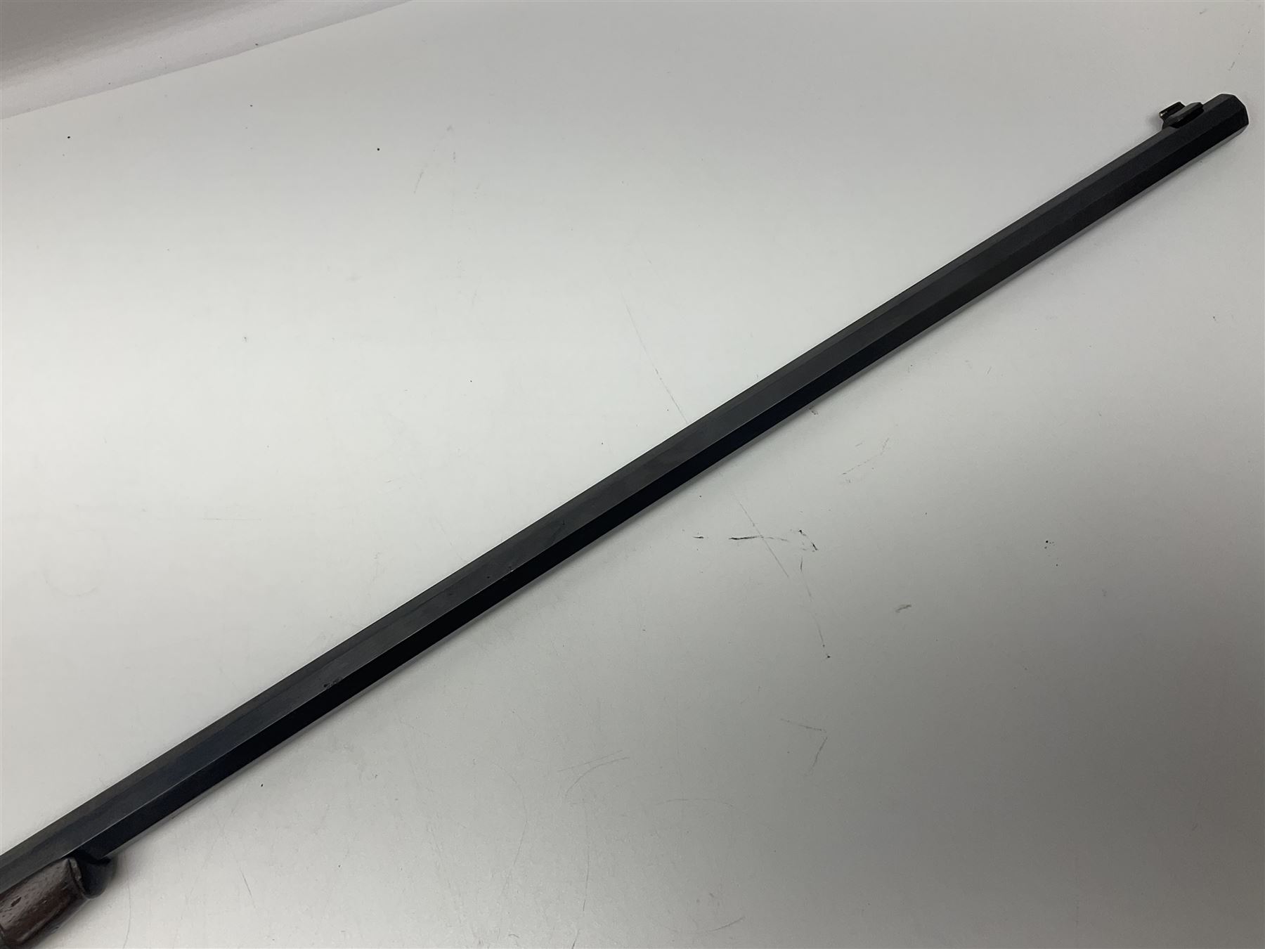 W.R. Pape Newcastle-upon-Tyne .297/250 Rook rifle, the 69cm (27