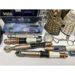 Doctor Who collectables to include ‘British Icon Dalek’ limited 50th anniversary edition in original box, collectors cookie jar, Dalek and Tardis related figures, sonic screwdrivers, small quantity of stamps, framed prints, books etc 