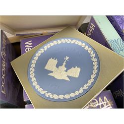 Wedgwood Jasperware Christmas collectors plates to include London Landmarks, all with original boxes, in two boxes 