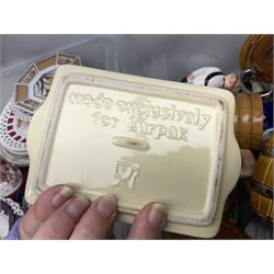 Large collection of ceramics, to include Regal ceramics eggs, Grafton tea trio, Lurpak toast rack, butter dish and egg cups, etc in three boxes 