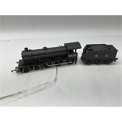 Hornby '00' gauge - Ivatt Class 2 2-6-0 locomotive No.46400; Class B12 4-6-0 locomotive No.7476; BR Class 29 Bo-Bo Diesel locomotive No.6142; and 0-4-0 Diesel Dock Shunter No.3; all boxed (4)