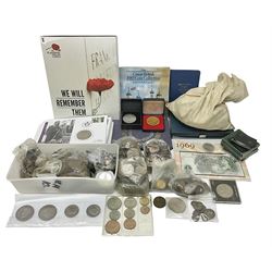 Great British and World coins, including halfcrowns, shillings, other pre-decimal coinage, The Royal Mint Great Britain and Northern Ireland 1972 coin set, commemorative crowns, various Irish coins etc