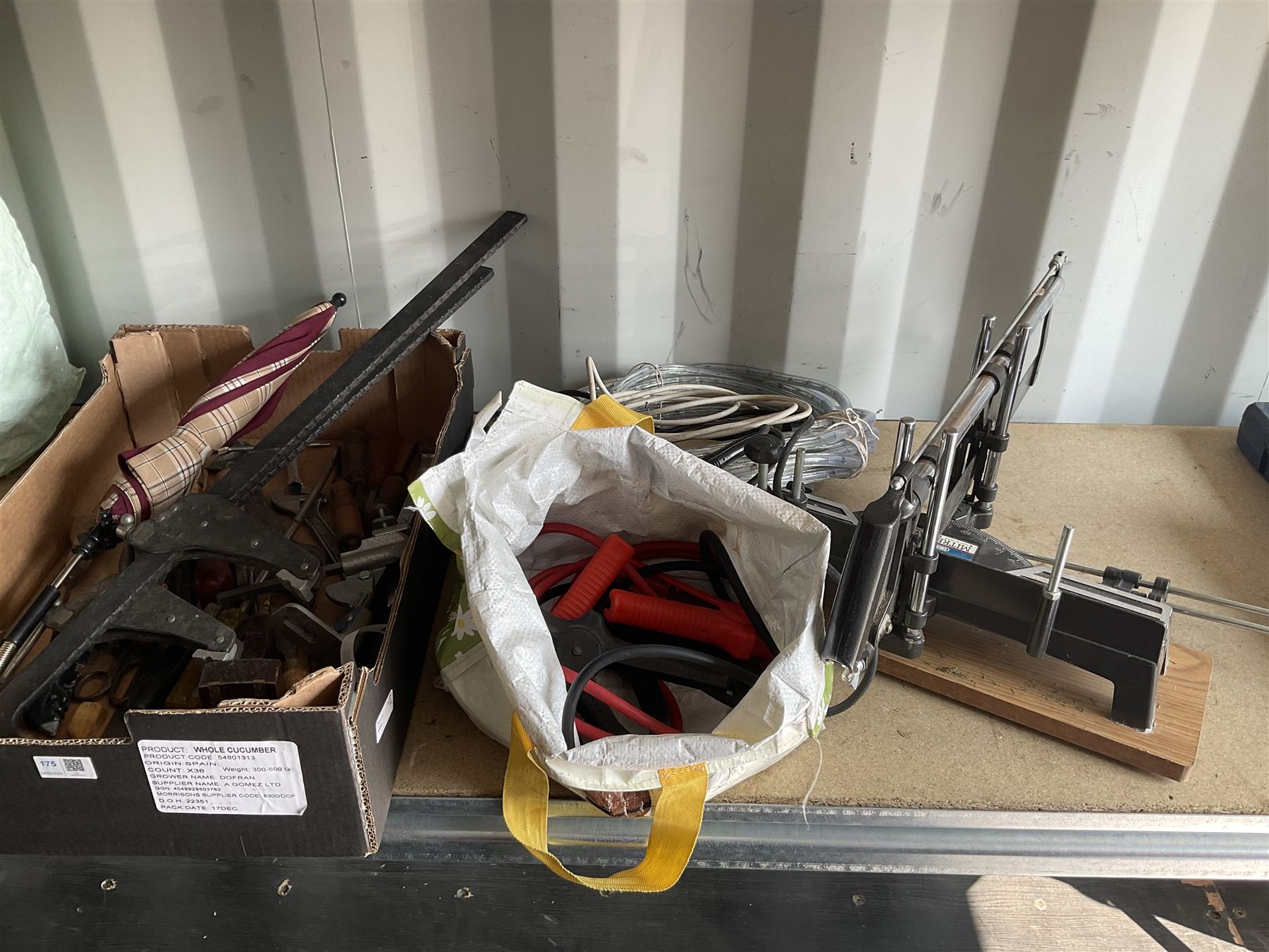 Draper mitre saw, outdoor light cable, metal clamps and other hand tools - THIS LOT IS TO BE COLLECTED BY APPOINTMENT FROM DUGGLEBY STORAGE, GREAT HILL, EASTFIELD, SCARBOROUGH, YO11 3TX