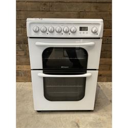Hotpoint 62DCW electric double oven cook