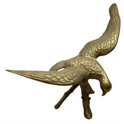 Large brass figure of an eagle on a branch, H51.5cm