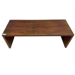 G-Plan - mid-to-late 20th century hardwood veneered rectangular coffee table