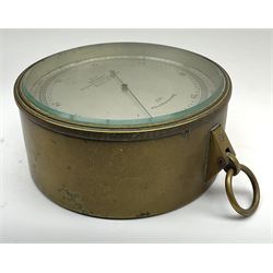 WW1 brass cased compensated barometer with altimeter scale by J. Hicks 8/9/10 Hatton Garden London No.2768, of drum shaped form, the silvered dial dated 1917, with impressed broad arrow mark to back and suspension ring to top D12cm