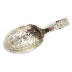 Edwardian 'Hey Diddle Diddle' nursery rhyme silver spoon, golf prize spoon 1913, Victorian milk/tea strainers, windmill spoon stamped 90 etc 5.2oz