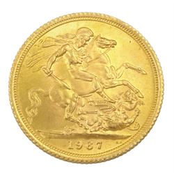 Queen Elizabeth II 1967 gold full sovereign coin 