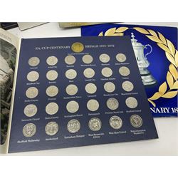 Great British and World coins, including a small number of pre 1920 silver coins, pre-decimal pennies, commemorative crowns, various part filled 'The London Mint Office' commemorative coin folders, Britain's First Decimal Coins sets in blue folders, pre-Euro coinage, United States of America coins etc