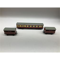Hornby Dublo - three-rail EDP12 set with Duchess Class 4-6-2 locomotive 'Duchess of Montrose' No.46232 with tender, two passenger coaches and track, boxed; together with a matching passenger coach, brake van, two trucks, cable drum wagon and tank wagon; all unboxed