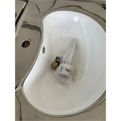 Set of three Casarte sinks  - THIS LOT IS TO BE COLLECTED BY APPOINTMENT FROM DUGGLEBY STORAGE, GREAT HILL, EASTFIELD, SCARBOROUGH, YO11 3TX