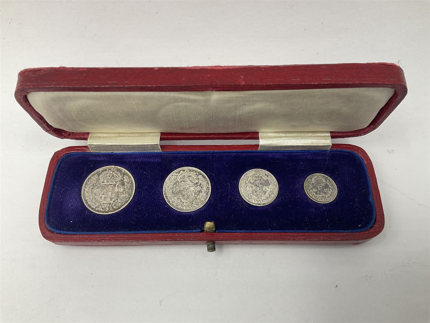 King George V 1930 maundy coin set, cased