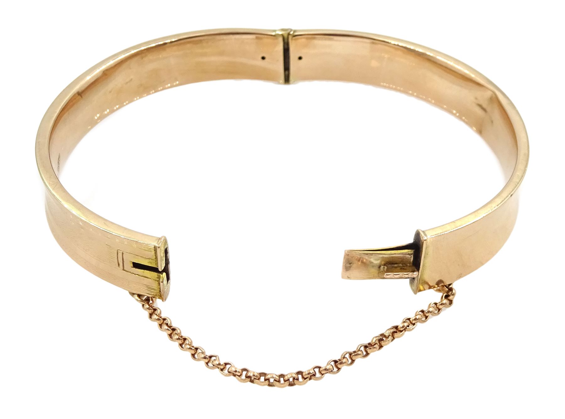 Early 20th century 9ct rose gold hinged bangle approx, Chester 1913, approx 10.7gm
