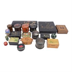 Collection of black lacquer boxes, together with jadeite green snuff bottle, and other boxes  