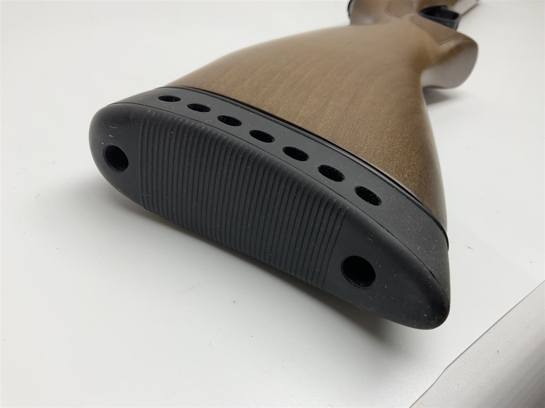 BSA Meteor Mk7 .22 air rifle with break barrel action L110cm overall no.WE-331279-14; in original cardboard box NB: AGE RESTRICTIONS APPLY TO THE PURCHASE OF THIS LOT.