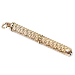 9ct gold extendable toothpick with engine turned decoration, Birmingham 1967, L5cm (not extended)
